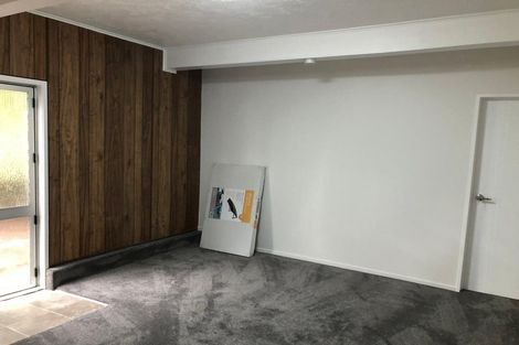 Photo of property in 14 Kilcar Place, Massey, Auckland, 0614