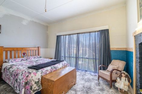 Photo of property in 9 Derby Street, Wairio, Otautau, 9689