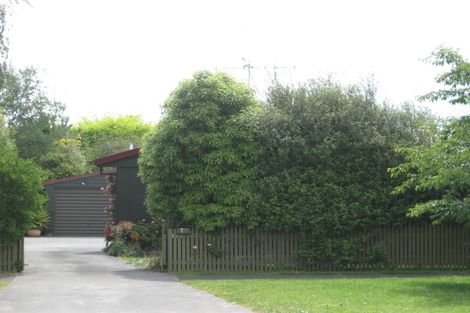 Photo of property in 279 Shakespeare Street, Leamington, Cambridge, 3432