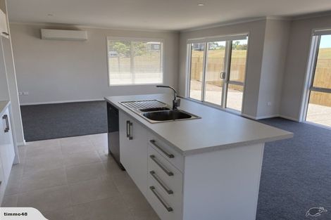 Photo of property in 12 Kotare Place, Sandspit, Warkworth, 0982
