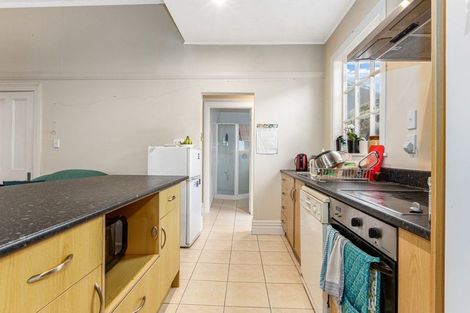 Photo of property in 15 Porritt Avenue, Mount Victoria, Wellington, 6011
