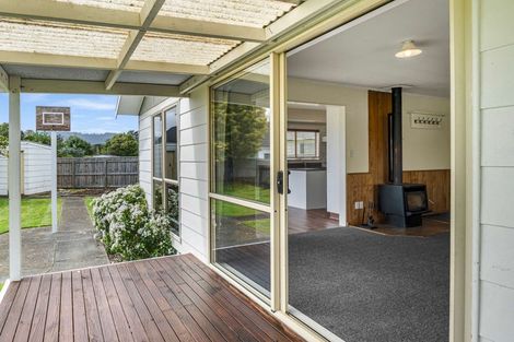 Photo of property in 3 Kirkcaldie Grove, Levin, 5510