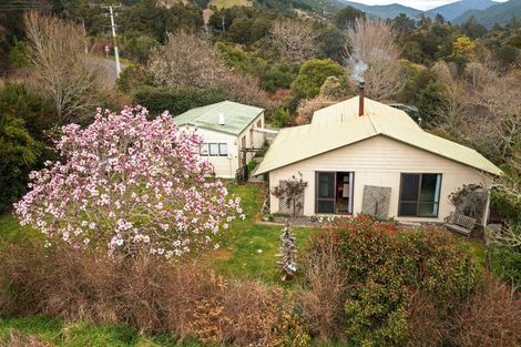 Photo of property in 420 Wakamarina Road, Canvastown, Havelock, 7178