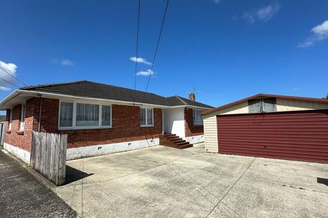 Photo of property in 1/5 Hill Crescent, Papakura, 2110