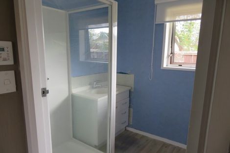 Photo of property in 2/17 Waimahia Avenue, Weymouth, Auckland, 2103