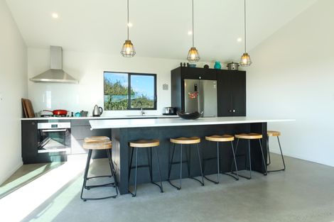 Photo of property in 668 Te Hutewai Road, Raglan, 3296