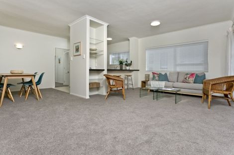 Photo of property in 3/103 Vauxhall Road, Narrow Neck, Auckland, 0624