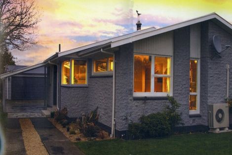 Photo of property in 127 Northcote Road, Northcote, Christchurch, 8052