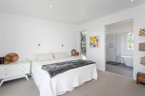 Photo of property in 217 Paku Drive, Tairua, 3508