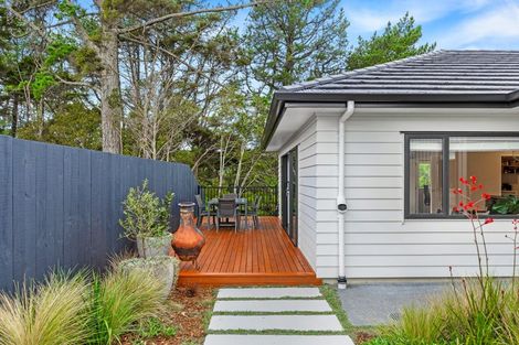 Photo of property in 75 Glenvar Ridge Road, Long Bay, Auckland, 0630