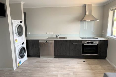 Photo of property in 11 Knighton Road, Hillcrest, Hamilton, 3216