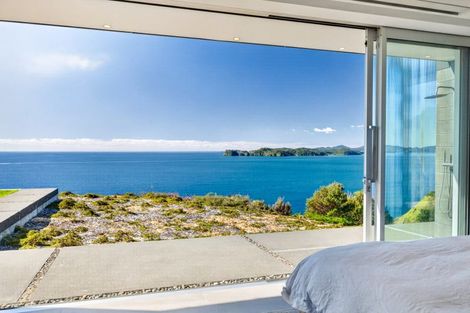 Photo of property in 136 Pukematu Lane, Russell, 0202