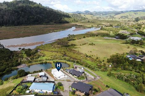 Photo of property in 128 Rangituia Street, Whangamata, 3691