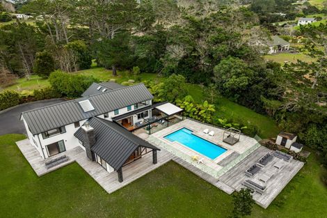 Photo of property in 16 Collings Drive, Lucas Heights, Albany, 0793
