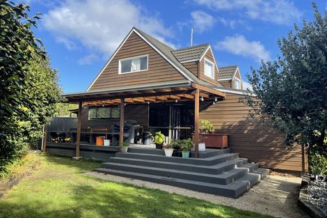 Photo of property in 1 Green Place, Richmond Heights, Taupo, 3330