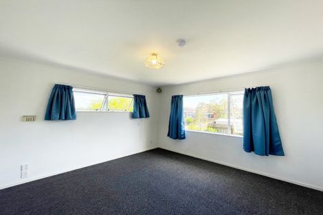 Photo of property in 33 Palmcrest Grove, Highland Park, Auckland, 2010