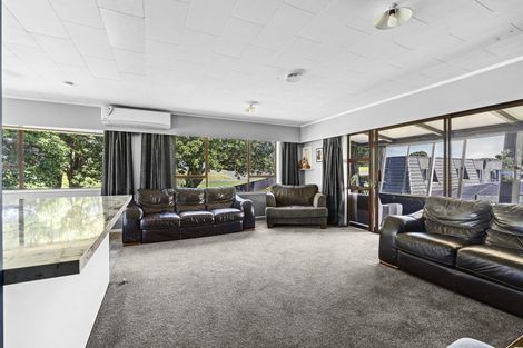 Photo of property in 5 Bronte Place, Whalers Gate, New Plymouth, 4310