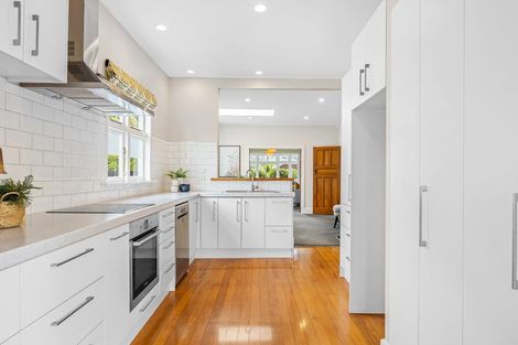 Photo of property in 13 Massey Crescent, St Albans, Christchurch, 8014