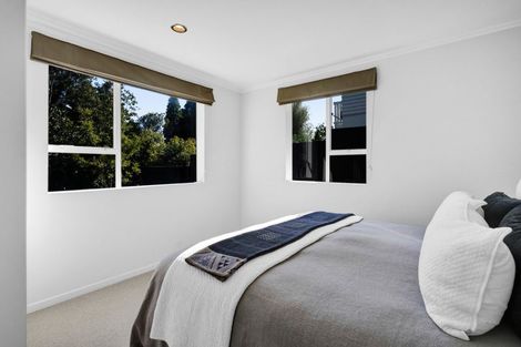 Photo of property in 290 Devon Street West, New Plymouth, 4310