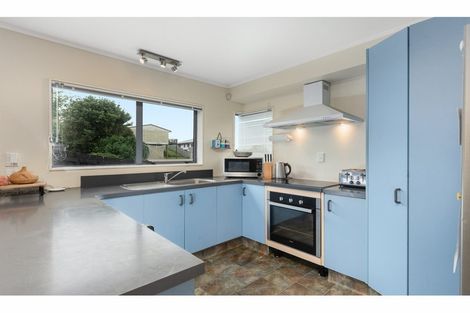Photo of property in 6 Herald Way, Welcome Bay, Tauranga, 3112