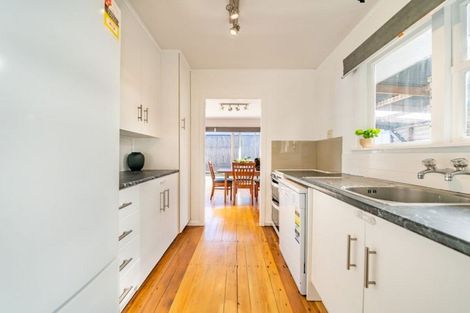 Photo of property in 4 Waimarama Grove, Birchville, Upper Hutt, 5018