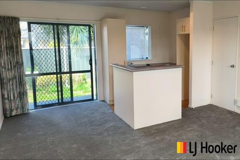 Photo of property in 45 Clevedon Road, Papakura, 2110