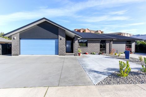 Photo of property in 40 Cyrus Street, Whalers Gate, New Plymouth, 4310