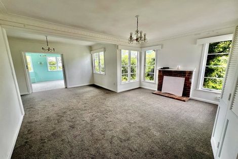 Photo of property in 16 Sale Street, Cockle Bay, Auckland, 2014