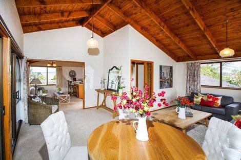 Photo of property in 56 Cockle Bay Road, Cockle Bay, Auckland, 2014