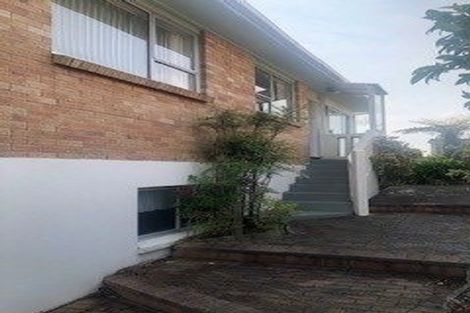 Photo of property in 1/281 Sunset Road, Sunnynook, Auckland, 0632