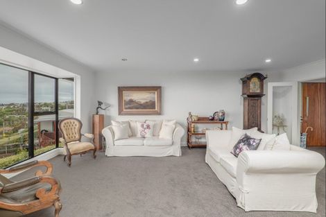 Photo of property in 100 Mount Pleasant Road, Mount Pleasant, Christchurch, 8081