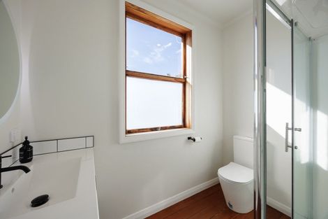 Photo of property in 49 Meeanee Road, Taradale, Napier, 4112