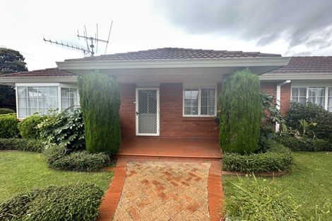 Photo of property in 2 Alpha Street, Papakura, 2110