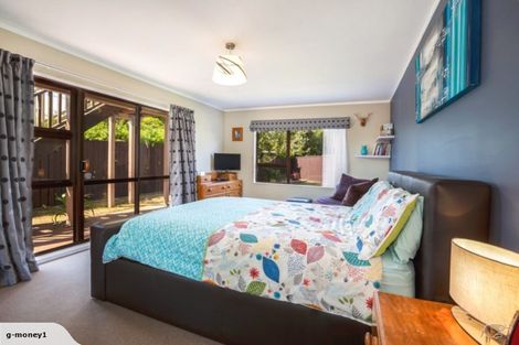 Photo of property in 9 Longitude Place, Whitby, Porirua, 5024
