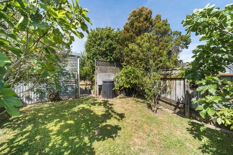 Photo of property in 2 Paradise Place, Milson, Palmerston North, 4414