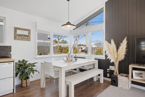 Photo of property in 380 Harewood Road, Bishopdale, Christchurch, 8053