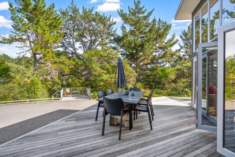 Photo of property in 84a Scott Road, Stanmore Bay, Whangaparaoa, 0932