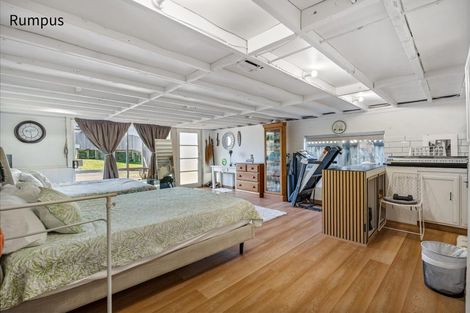 Photo of property in 44 Zita Maria Drive, Massey, Auckland, 0614