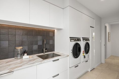 Photo of property in 123 Lakes Boulevard, Pyes Pa, Tauranga, 3112