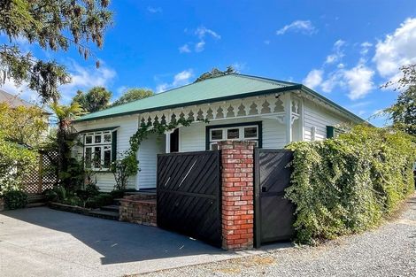 Photo of property in 77 Colombo Street, Somerfield, Christchurch, 8023