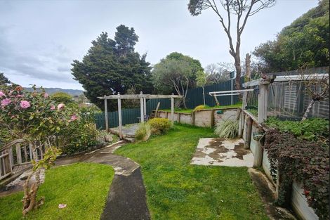 Photo of property in 1/71 Larsen Crescent, Tawa, Wellington, 5028