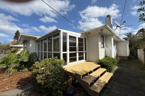 Photo of property in 12 Sherrybrooke Place, Sunnyvale, Auckland, 0612