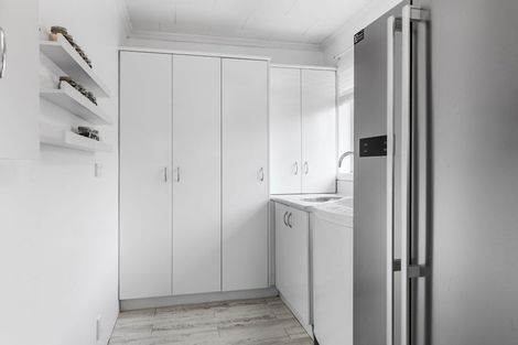 Photo of property in 75 Appleby Crescent, Burnside, Christchurch, 8053