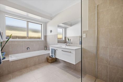 Photo of property in 11 Allington Place, Bethlehem, Tauranga, 3110