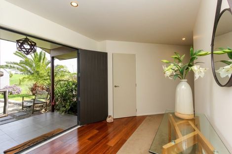 Photo of property in 790 Otaraoa Road, Tikorangi, Waitara, 4383