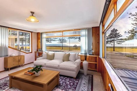 Photo of property in 619 Marine Parade, Napier South, Napier, 4110