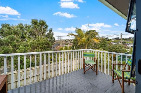 Photo of property in 44 Penton Road, Stanmore Bay, Whangaparaoa, 0932