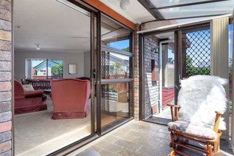 Photo of property in 2/15 Victoria Avenue, Whakatane, 3120