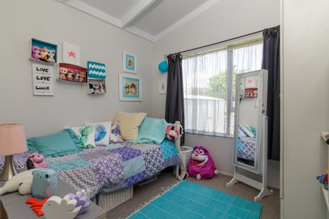 Photo of property in 21 Cypress Place, Owhata, Rotorua, 3010