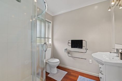 Photo of property in 16 Holden Avenue, Holdens Bay, Rotorua, 3010